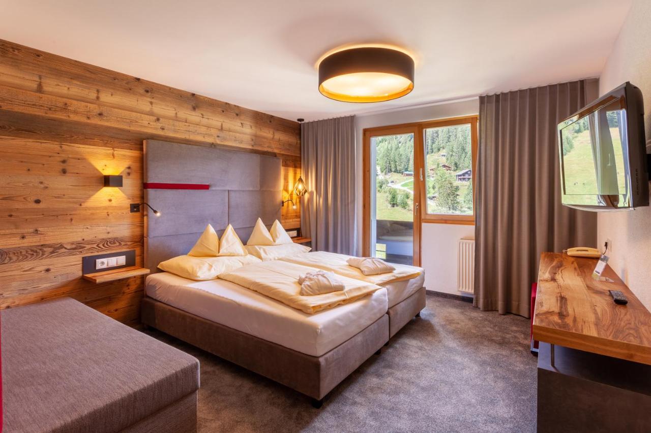 Sporthotel Bachmann Гарделен Екстериор снимка